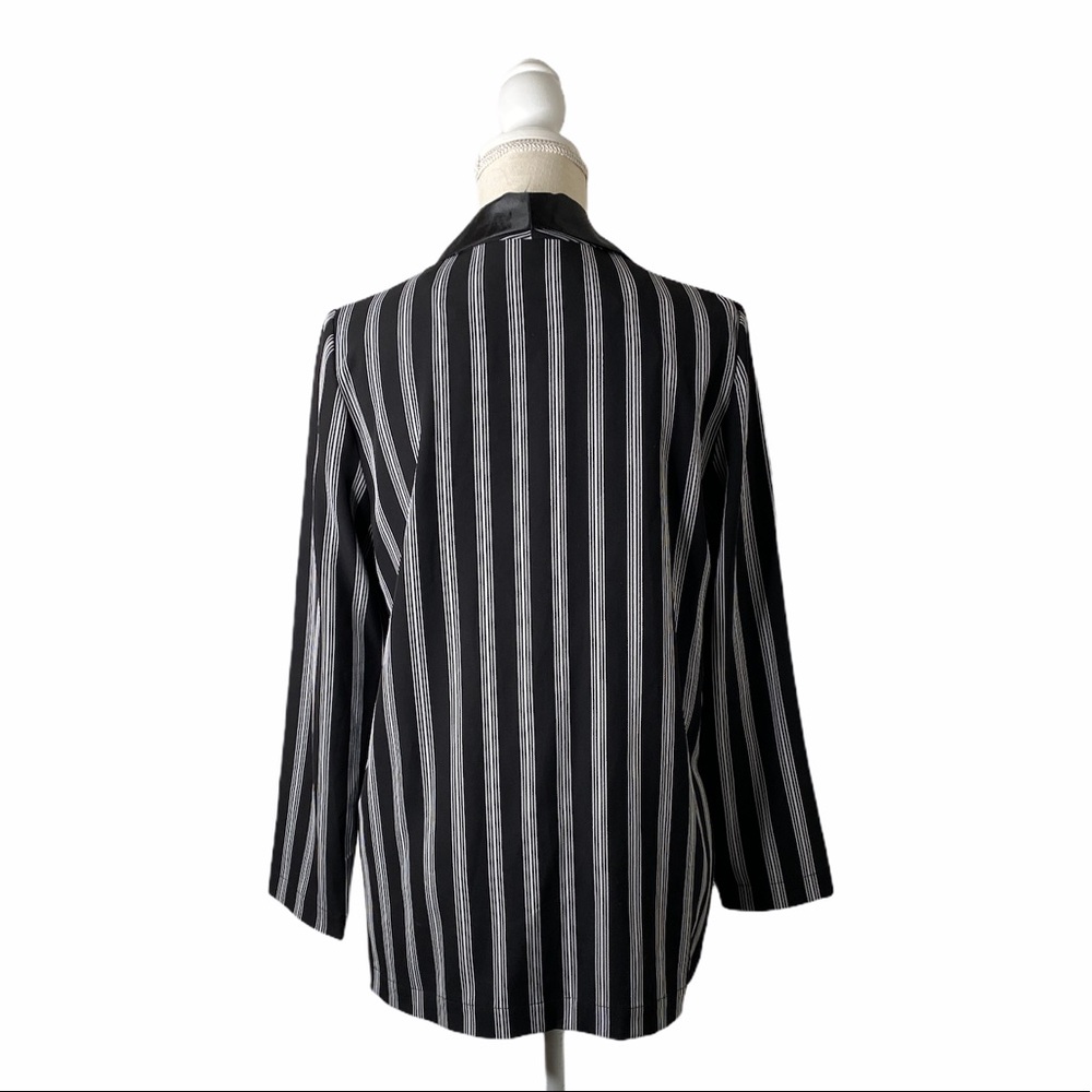 Zara Black and White Striped Satin Blazer - Picture 3 of 5
